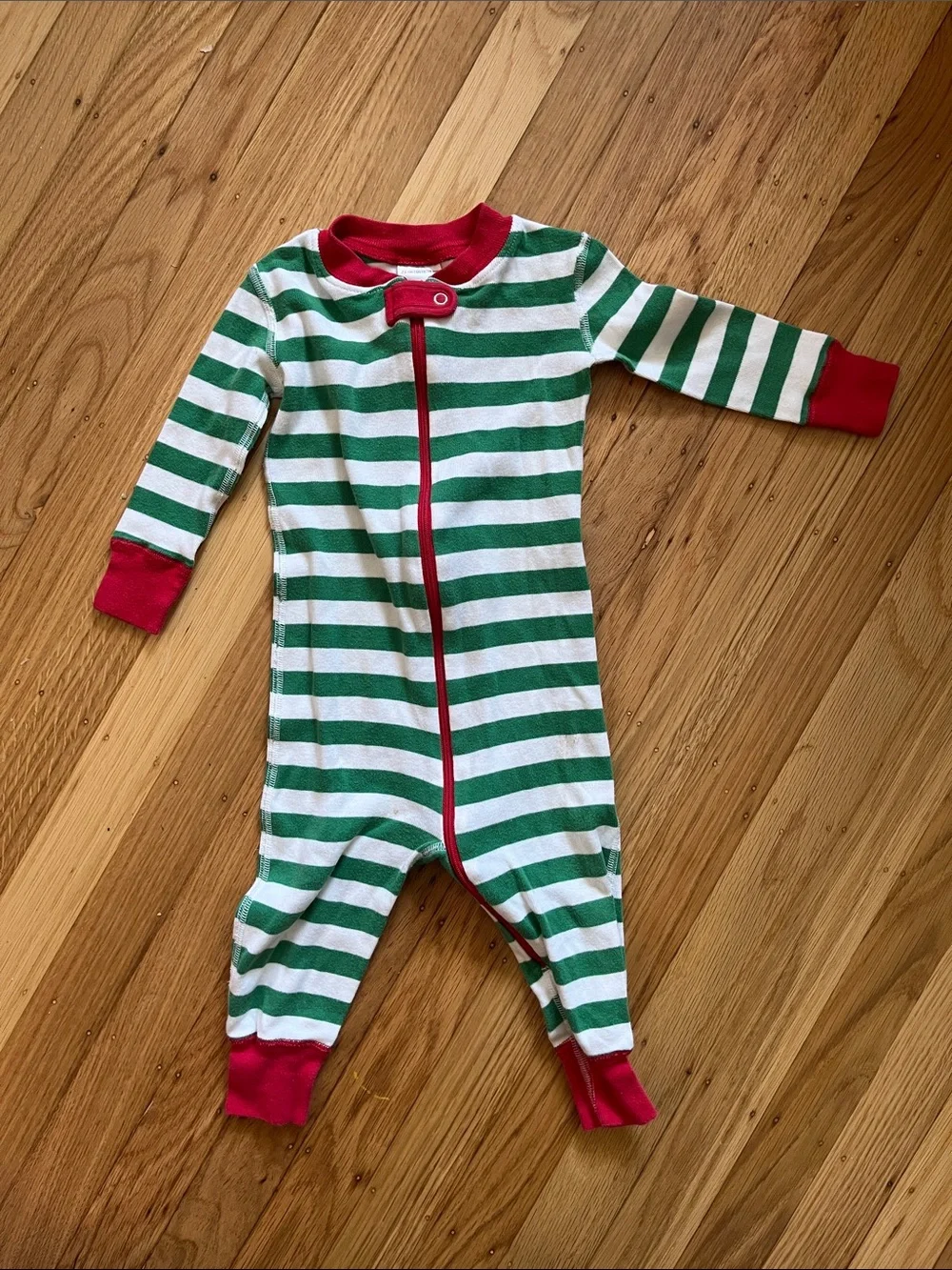 Hanna Andersson striped holiday pjs 12-18m